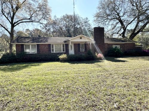 270 Senior Rd, Kingstree, SC 29556-1634