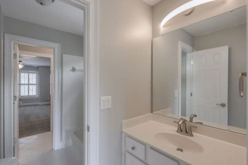 2611 Brookline Cir, Atlanta GA  30319-3686 exterior