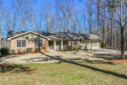 166 Wana Cir, Mableton, GA 30126-1939