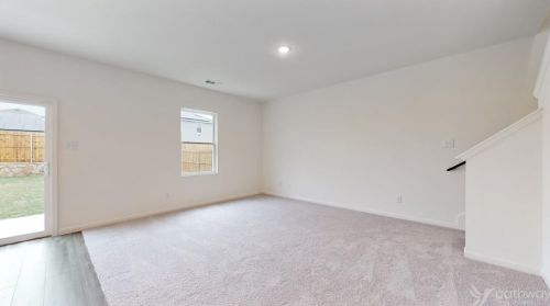 8404 Hawkview Dr, Fort Worth TX  76179-4362 exterior