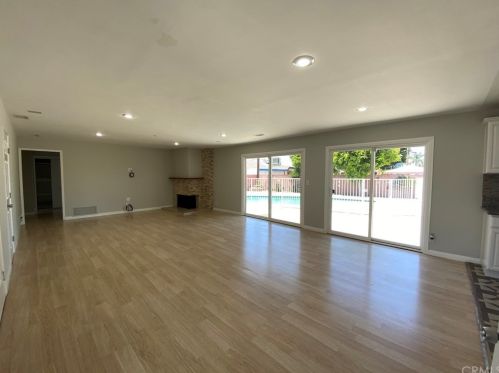 2307 Paradise Rd, Anaheim, CA 92806-3613