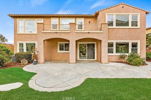 16849 Ridge Cliff Dr, Riverside CA  92503-0251 exterior