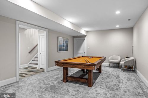 605 Warwick Rd, Tavistock NJ  08033-3926 exterior