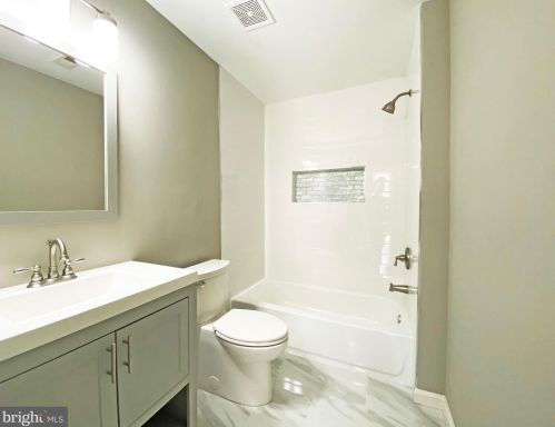 15609 Peach Orchard Rd, Silver Spring MD 20905-4338 exterior