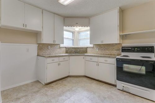 5912 Locke Ave, Fort Worth TX  76107-5514 exterior