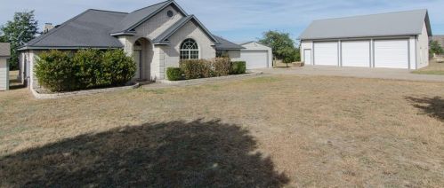 405 Carol Ann Dr, Austin TX  78737-9597 exterior