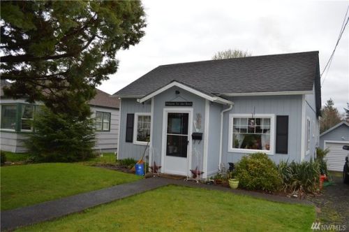 843 Fowler St, Raymond, WA 98577-4610
