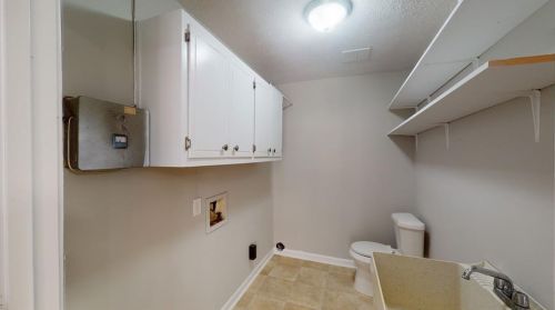 1680 Holmes Dr, Conyers GA  30094-4810 exterior