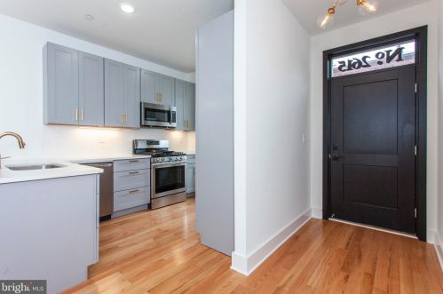 2615 Manton St, Philadelphia PA  19146-3811 exterior