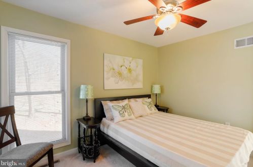 166 Nemacolin Trl, Hedgesville WV  25427-4272 exterior
