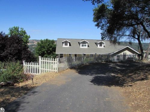 18262 Golden Oaks Dr, Jamestown, CA 95327-9240