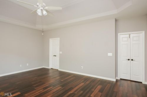 4645 Waterford Dr, Suwanee GA  30024-1459 exterior