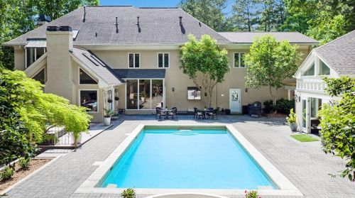 5485 Errol Pl, Atlanta GA  30327-4871 exterior