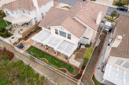 405 Laureltree Dr, Anaheim CA  92808-1648 exterior