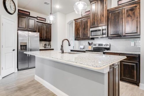 632 Mcneill, Fort Worth TX  76148 exterior