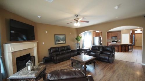 5813 Fathom Dr, Fort Worth TX  76135-7014 exterior