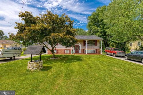 7880 Elizabeth Rd, Riviera Beach, MD 21122-2355