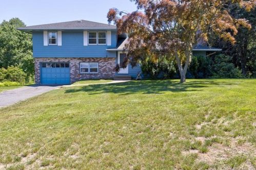 208 Jude Ln, Southington, CT 06489-2255