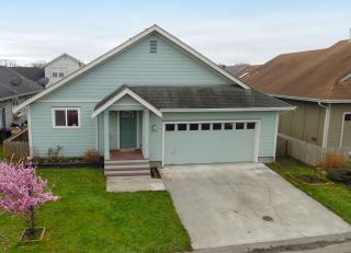 2223 Sherri Ct, Arcata, CA 95521-9683