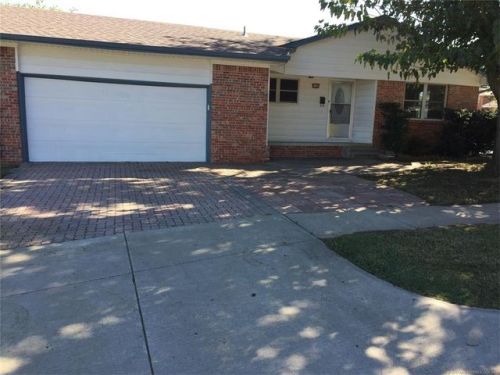 2149 80th East Ave, Tulsa OK  74129-2427 exterior