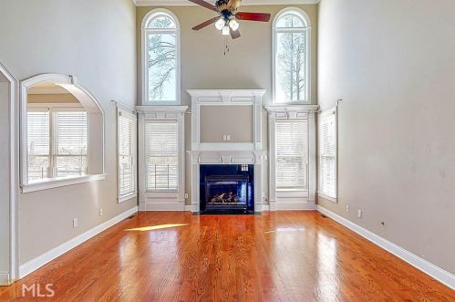 5135 Halcyon Dr, Atlanta GA  30349-1596 exterior