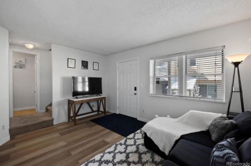 17164 Ford Dr, Aurora CO  80017-3204 exterior