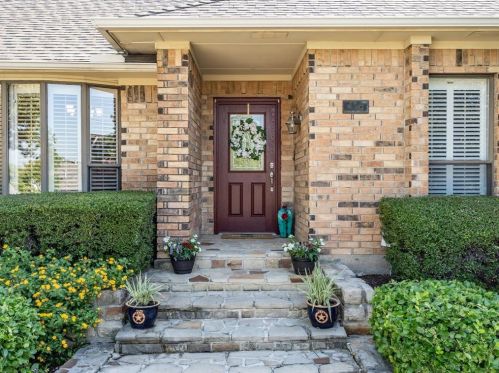 415 Moran Dr, Lewisville, TX 75077-6772