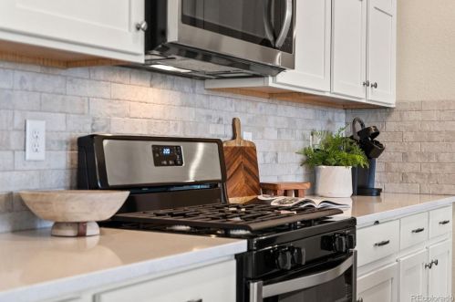 10417 12 St, Greeley CO 80634 exterior