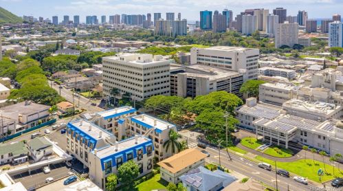 336 Kuakini St, Honolulu HI  96817-2335 exterior