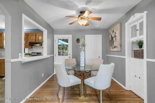 13 Jefferson St, Tinton Falls NJ 07701-5751 exterior