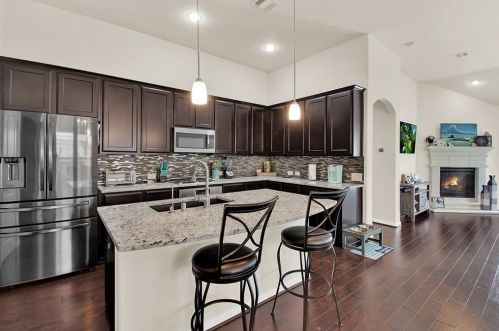 2710 Lisbon Meadows Dr, Conroe TX  77304-4564 exterior