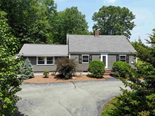 452 Nixon Rd, Allenstown, NH 03275-3504