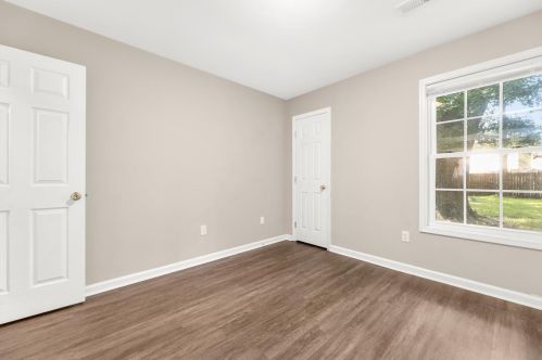 406 Temple Rd, Ladson SC  29456-3235 exterior