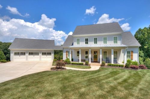 117 Trinity Hollow Dr, Holly Springs, GA 30115-7585