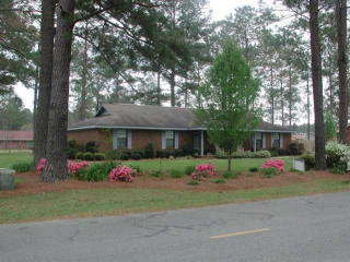 328 Wynton Cir, Waycross, GA 31503-3616