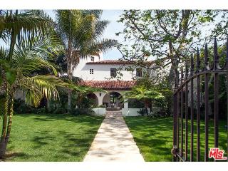 322 Bentel Ave, Los Angeles, CA 90049-3606
