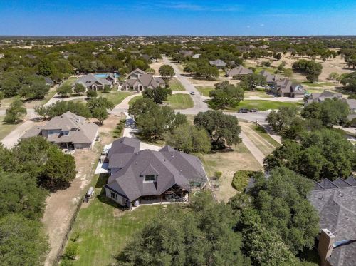 2019 Grn Wing, Granbury TX 76049-5560 exterior