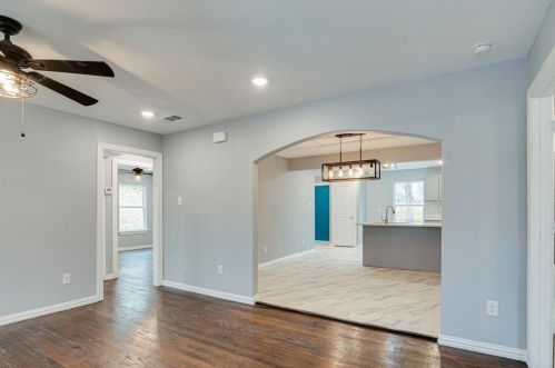 3420 Livingston Ave, Fort Worth, TX 76110-3738
