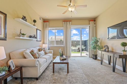 300 Dry Creek Rd, Folsom, CA 95630-6186