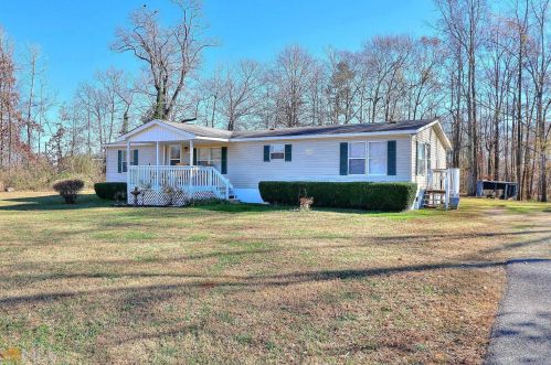 25 Brickyard Rd, Comer, GA 30629-3248