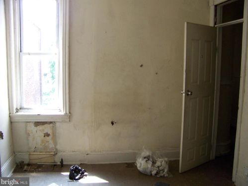 3546 11 St, Philadelphia PA 19140-4304 exterior