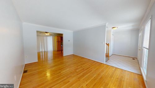 7907 Forest Path Way, Springfield VA  22153-2605 exterior