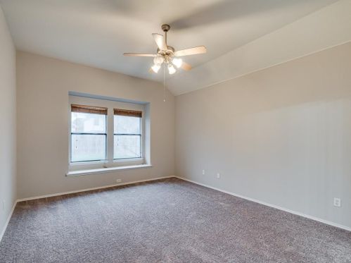 8313 Rolling Rock Dr, Fort Worth TX  76123-1891 exterior