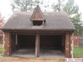 1260 29 Pl, Tulsa OK  74114-5204 exterior