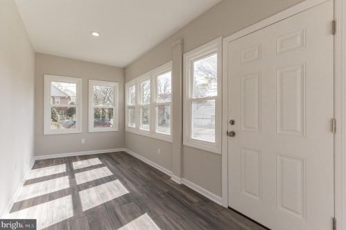 319 Marne Ave, Tavistock NJ 08033-1444 exterior