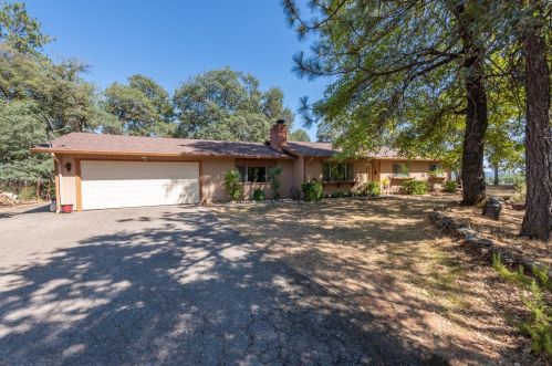 2020 Wagon Master Rd, Swansboro Country, CA 95667-8580