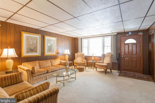 3312 Livingston St, Philadelphia, PA 19134-5319