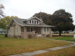 300 Elm St, Wanda, NE 68956-1539