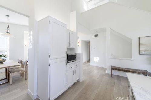 1407 Elmhurst, Irvine CA  92618-4023 exterior