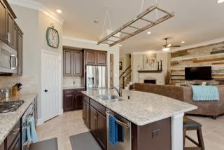 8127 Little Scarlet St, Conroe TX  77385-1118 exterior
